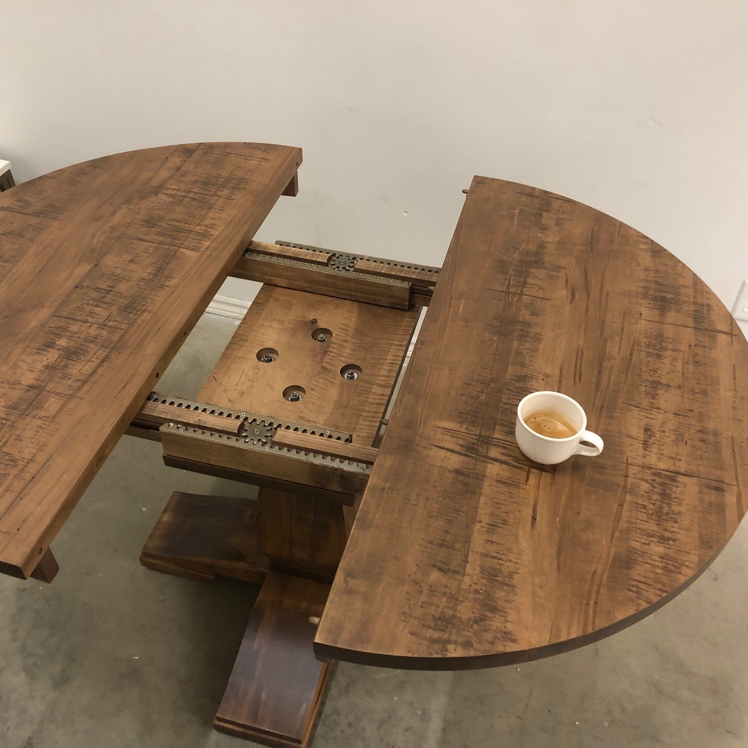 TUSCAN HAND MADE ROUND KITCHEN TABLE