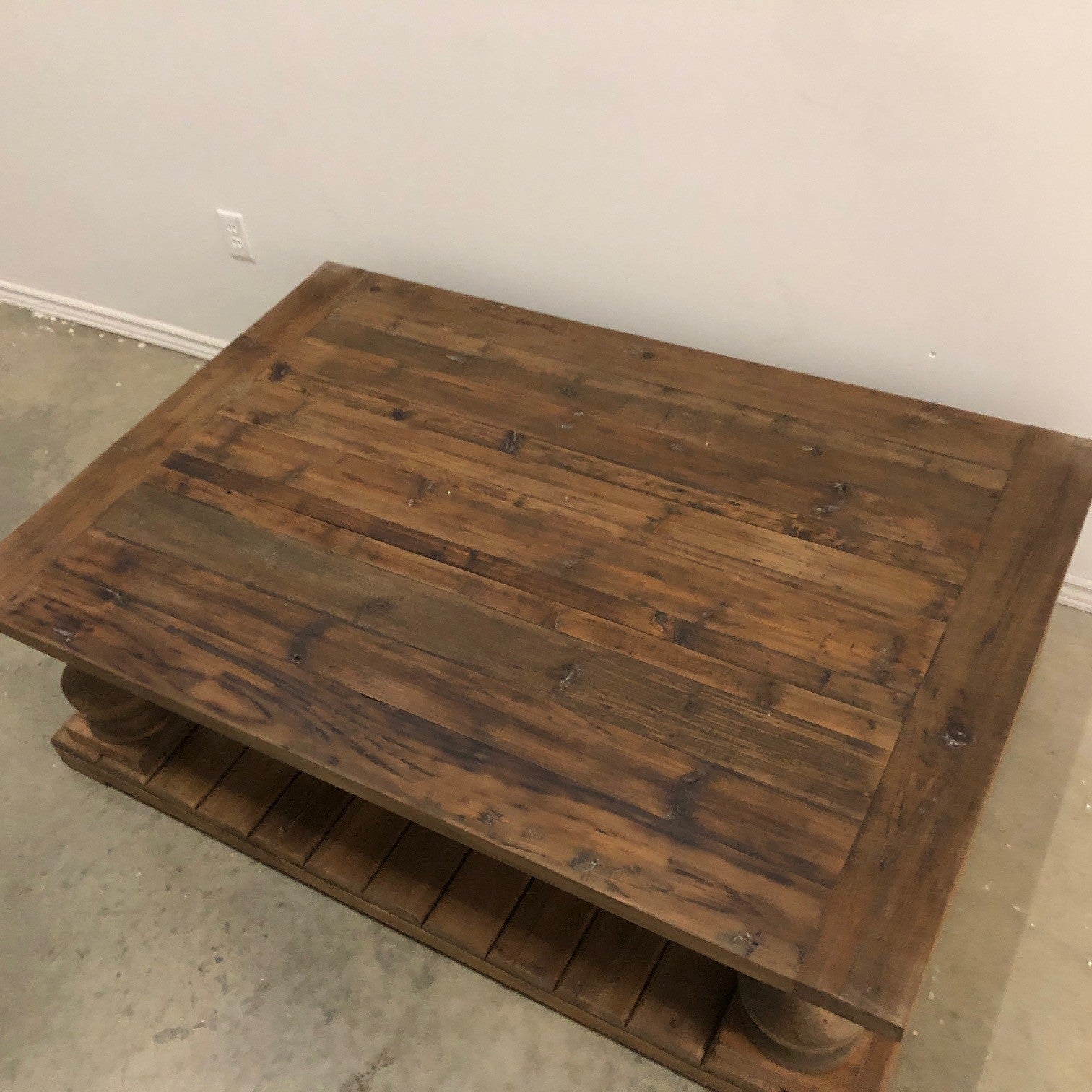 STRATFORD COFFEE TABLE